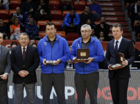 Anadolu Efes Spor Kulübü çalışanlarını onurlandırdı...