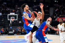 Anadolu Efes: 76 - LDLC Asvel Villeurbanne: 82