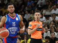 Yarı Finaldeyiz: 84-81