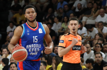Yarı Finaldeyiz: 84-81