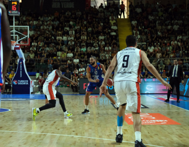 Darius Thompson
