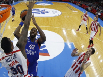 Anadolu Efes Kızılyıldız deplasmanında...