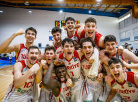 U18 Milli Takım Fransa'yı geçti, yarı finale çıktı: 69-64