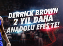 Derrick Brown iki yıl daha Anadolu Efes’te...