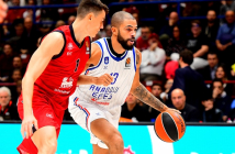 Milano'da Galibiyet Gecesi: 96-84